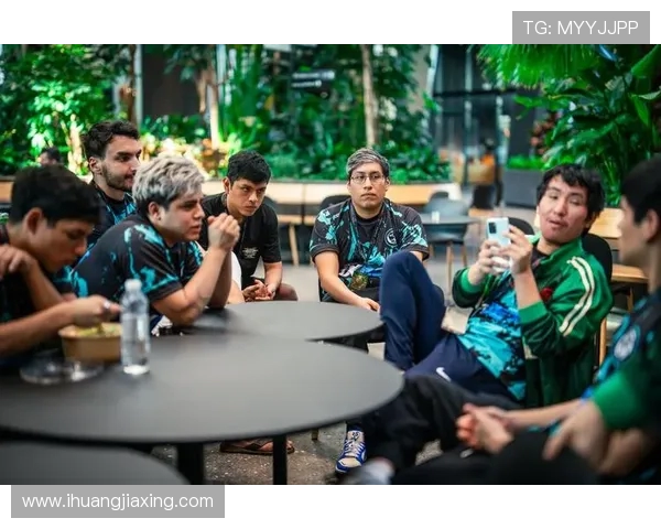 DOTA2战术解析:WE战队如何构建整体压制体系与战斗策略 DOTA2战术解析:WE战队如何构建整体压制体系与战斗策略