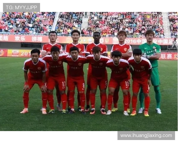 南京网球队以70分领跑亚运会积分榜展现强劲实力和团队合作精神 南京网球队以70分领跑亚运会积分榜展现强劲实力和团队合作精神