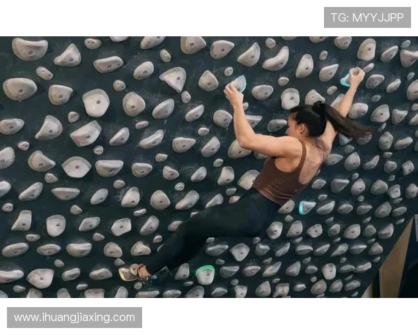 成都攀岩队战术解析与训练策略探讨助力攀岩竞技水平提升