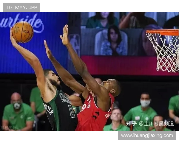 武汉羽毛球队防反战术解析与实战应用探讨 武汉羽毛球队防反战术解析与实战应用探讨