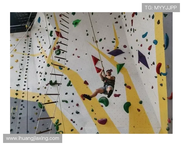 深圳攀岩队在滑板精英赛中的拼搏历程与荣耀时刻分享 深圳攀岩队在滑板精英赛中的拼搏历程与荣耀时刻分享