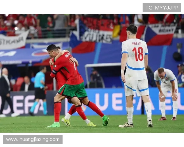 捷克与澳大利亚足球对决分析双方实力与战术布局探讨