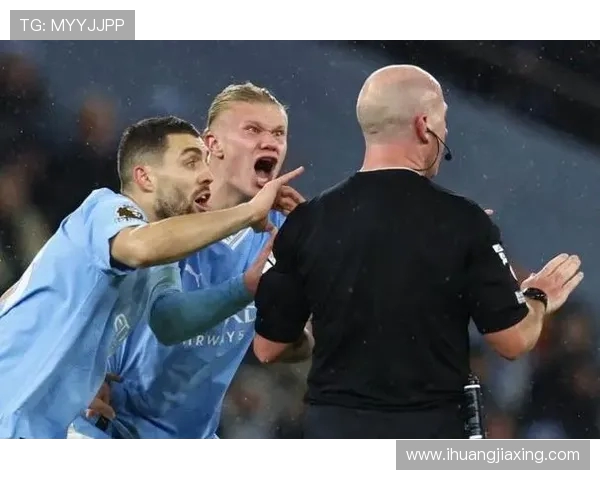 曼城遭欧足联重罚3000万并禁赛一年引发广泛关注