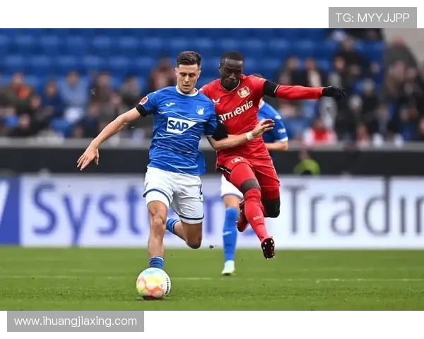 红星队与霍芬海姆的激烈对决展现足球魅力与团队精神的巅峰时刻